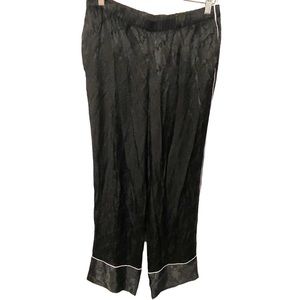 Victorias Secret Size‎ Medium Black Printed Satin Pull on Pajama Bottom Sleep